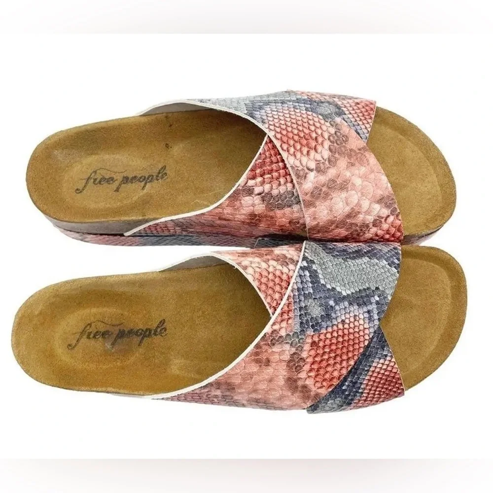 Free People Sidelines Flatform Sandals Candy Snake Blue Pink Women’s Size36
